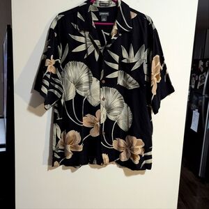 St. John's Bay Hawaiian Shirt. Size Large. Washable silk. Button down …